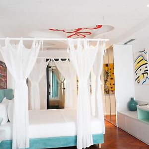 Kamer met een Queen Size Bed